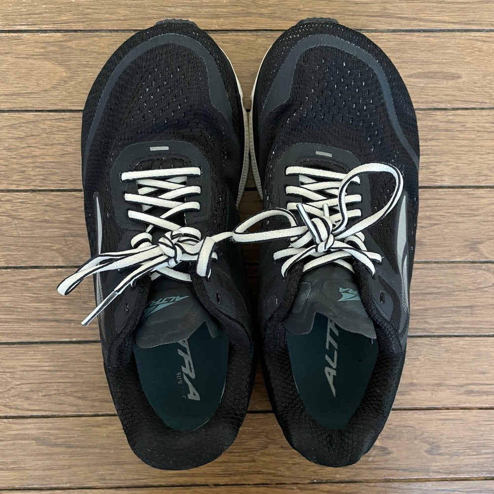 Women’s Altra Torin 5 in Black